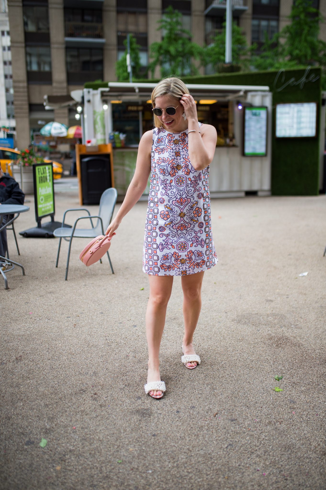 Tory Burch Hicks Garden Summer Collection Linen Dress Pearl heels - Blush &  Blooms // Powered by chloédigital