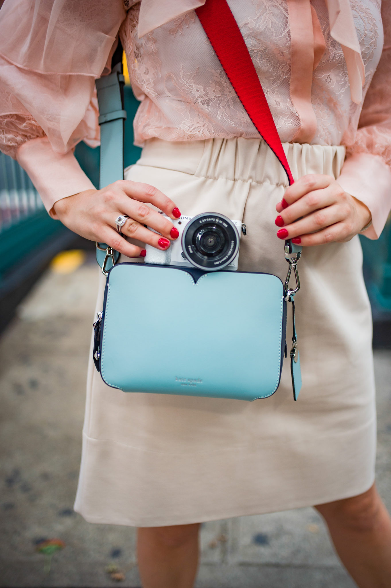 Kate Spade Camera Bag - Blush \u0026 Blooms 